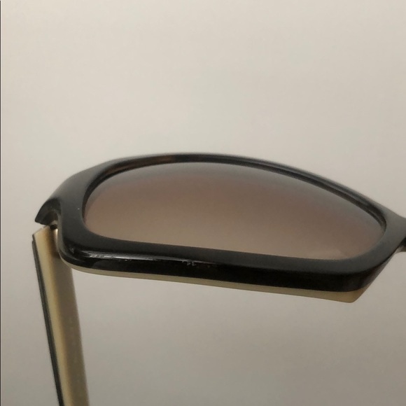 CHANEL Sunglasses - Picture 9 of 12